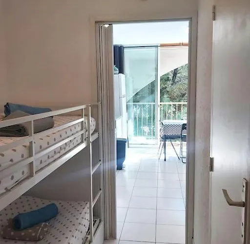 A 100m De La La Grande-Motte